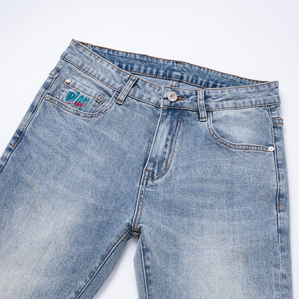 ブランドジーンズ全体デザイン